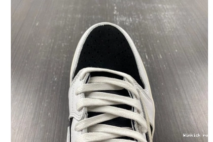 SCOTT AIR TRAVIS BLACK 1 OG LOW X WHITE JORDAN 1013